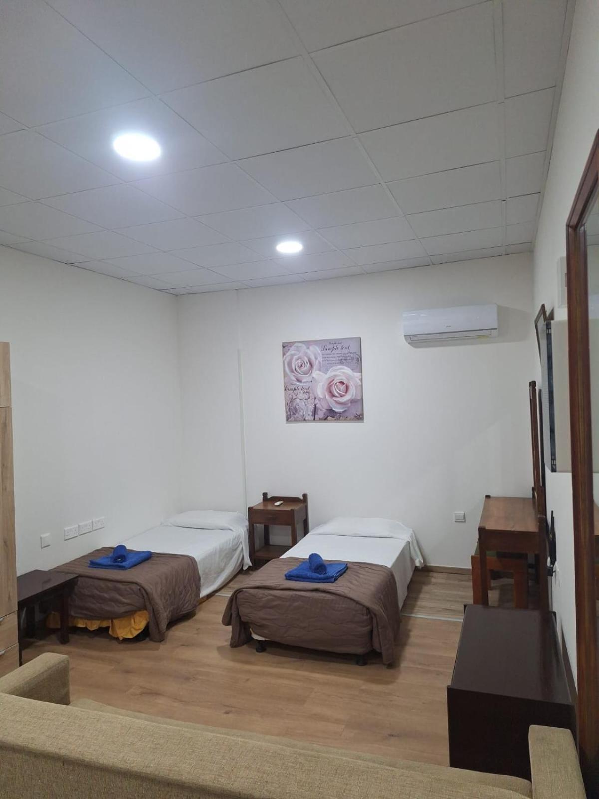 Terpsichore Holiday Apts 利马索尔 外观 照片